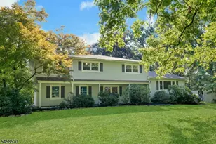 15 Camelot Way, Parsippany, NJ 07054 - Photo 1