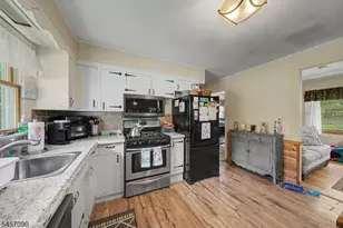 927 Owassa Rd, Stillwater, NJ 07860 - Photo 11