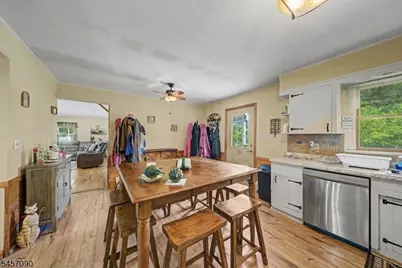 927 Owassa Rd, Stillwater, NJ 07860 - Photo 13