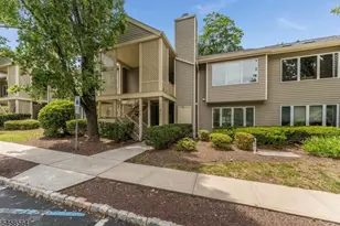 25 Augusta Dr, Clinton Township, NJ 08801 - Photo 1