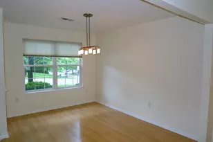 303 Enclave Ln, Bedminster Township, NJ 07921 - Photo 3