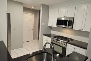 303 Enclave Ln, Bedminster Township, NJ 07921 - Photo 5