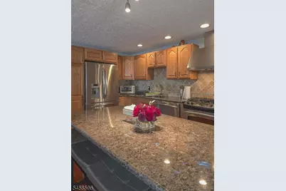344 Paterson Plank Rd, Jersey City, NJ 07307 - Photo 21