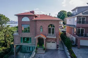 2 Lafayette Ave, Cliffside Park, NJ 07010 - Photo 33