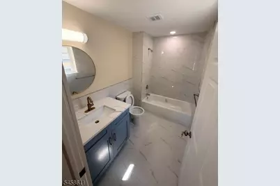 271 Schley St #2, Newark, NJ 07112 - Photo 9