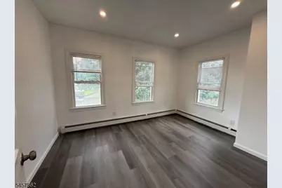 250 Paterson Ave #1, Little Falls Township, NJ 07424 - Photo 7