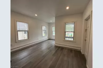250 Paterson Ave #1, Little Falls Township, NJ 07424 - Photo 5