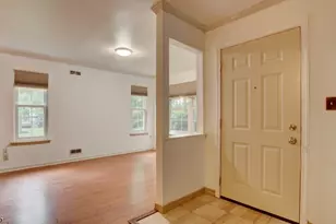 8 Forden Ct, Sayreville Boro, NJ 08872 - Photo 9