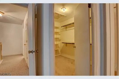 8 Forden Ct, Sayreville, NJ 08872 - Photo 27