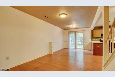 8 Forden Ct, Sayreville, NJ 08872 - Photo 15