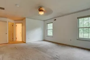 8 Forden Ct, Sayreville Boro, NJ 08872 - Photo 19