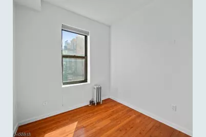 756 Brady #609, New York, NJ 10462 - Photo 17