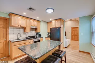 122 Cortelyous Ln, Franklin Township, NJ 08873 - Photo 33