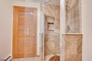 122 Cortelyous Ln, Franklin Township, NJ 08873 - Photo 25