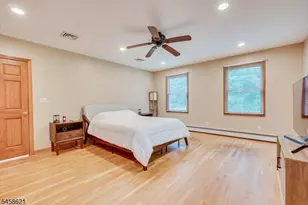122 Cortelyous Ln, Franklin Township, NJ 08873 - Photo 27