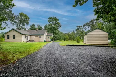 122 Cortelyous Lane, Franklin Township, NJ 08873 - Photo 19