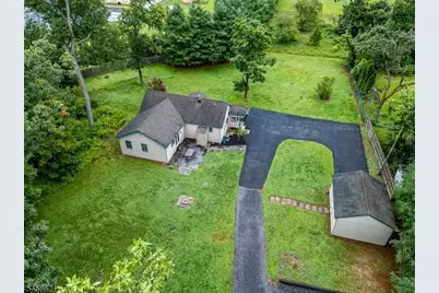 122 Cortelyous Lane, Franklin Township, NJ 08873 - Photo 11