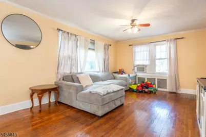 73 Buschmann Ave, Haledon, NJ 07508 - Photo 3