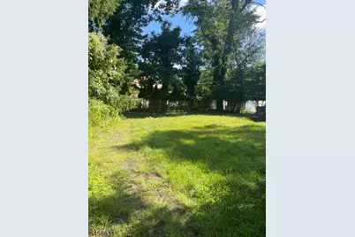 68 Westland Rd, Cedar Grove, NJ 07009 - Photo 11