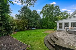 119 Squire Hill Rd, Montclair, NJ 07043 - Photo 25