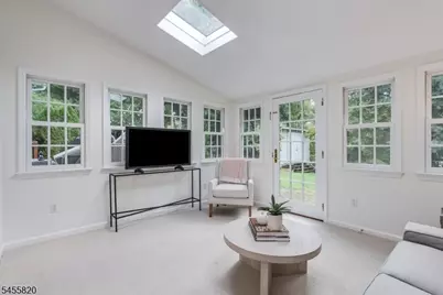 119 Squire Hill Rd, Montclair, NJ 07043 - Photo 15
