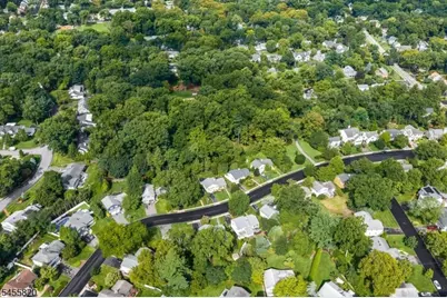 119 Squire Hill Rd, Montclair, NJ 07043 - Photo 33
