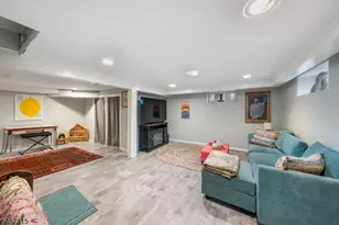 719 Locust St, Roselle Park, NJ 07204 - Photo 29