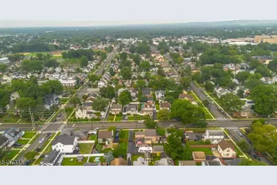719 Locust St, Roselle Park, NJ 07204 - Photo 45