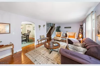 719 Locust St, Roselle Park, NJ 07204 - Photo 21
