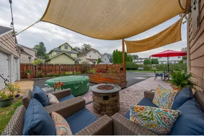 719 Locust St, Roselle Park, NJ 07204 - Photo 31