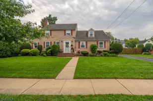 719 Locust St, Roselle Park, NJ 07204 - Photo 1