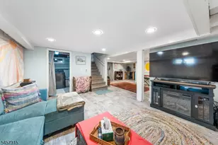 719 Locust St, Roselle Park, NJ 07204 - Photo 19