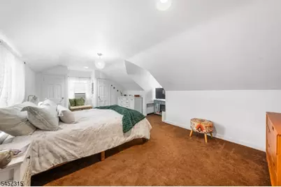 719 Locust St, Roselle Park, NJ 07204 - Photo 15