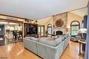 2 Continental Dr, Sparta Township, NJ 07871 - Photo 9