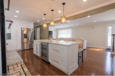 10 Evelyn Ter, Wayne, NJ 07470 - Photo 5