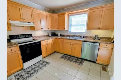 25B Lathrop Ave, Madison, NJ 07940 - Photo 7