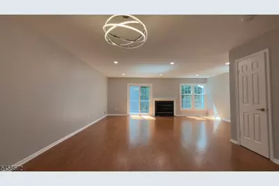 53 Woodledge Ct, Rockaway Township, NJ 07866 - Photo 5