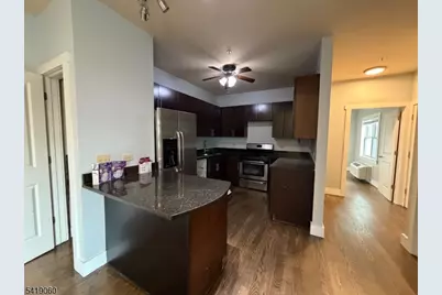 105 Broad Street #205, Newark, NJ 07104 - Photo 3