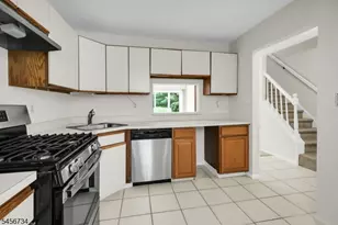 283 Penns Way, Bernards Township, NJ 07920 - Photo 9