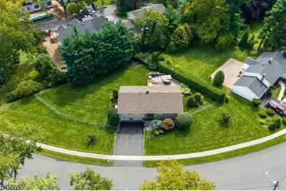 45 Michael Dr, Westfield, NJ 07090 - Photo 3