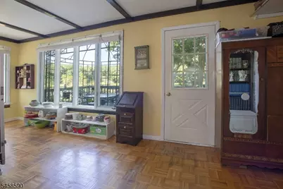915 Plymouth Lake Dr, Stillwater, NJ 07860 - Photo 17