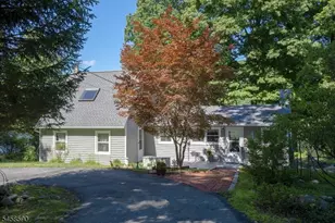 915 Plymouth Lake Dr, Stillwater, NJ 07860 - Photo 37