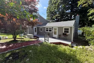915 Plymouth Lake Dr, Stillwater, NJ 07860 - Photo 3
