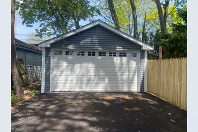 6 Melrose Ave, East Orange, NJ 07018 - Photo 3