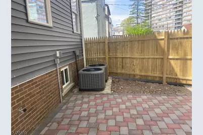 6 Melrose Ave, East Orange, NJ 07018 - Photo 5