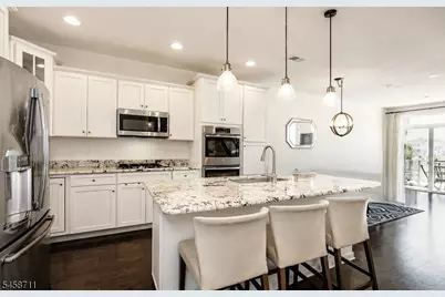 93 Autumn Ln, Montgomery Township, NJ 08558 - Photo 5