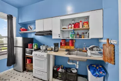 163 Livingston Ave, New Brunswick, NJ 08901 - Photo 13