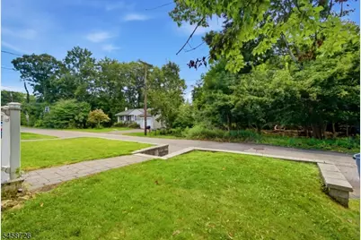 219 Knox Way, Hopatcong, NJ 07843 - Photo 7