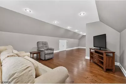 5 Pine Pl, Clinton Township, NJ 08801 - Photo 31