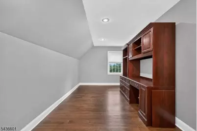 5 Pine Pl, Clinton Township, NJ 08801 - Photo 33